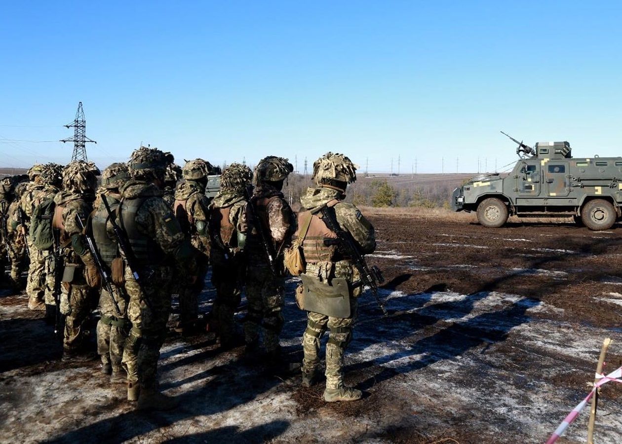 В Сумской области ВСУ превратили в металлолом 15 танков "Т-72" ВС РФ: огонь велся из "Джавелинов" 