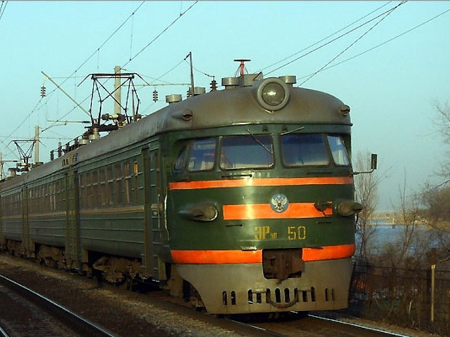 Из-за боевых действий на Донецкой железной дороге частично нарушено движение поездов