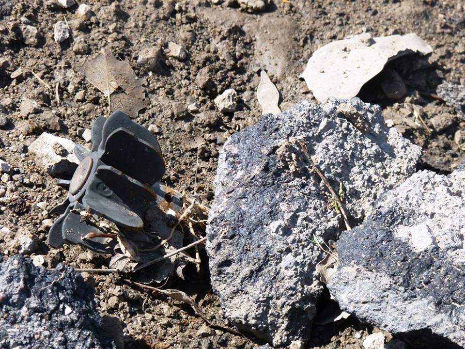 В Горловке на мине подорвался автомобиль мирных жителей. Есть жертвы