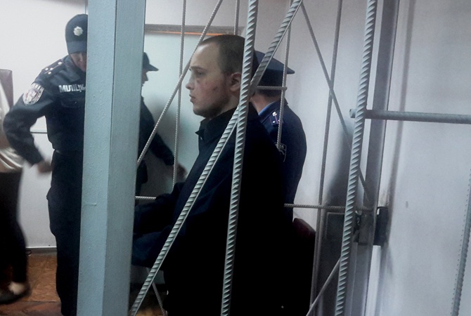 Убийство милиционеров в Киеве: арестованных учеников элитной школы столицы и ПТУ назвали «мстителями»