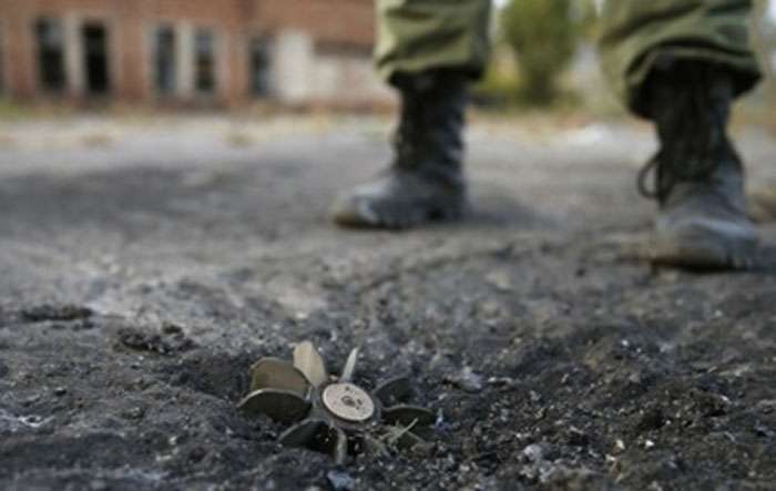 Мины террористов  ЛНР продолжают калечить мирных жителей и солдат ВСУ