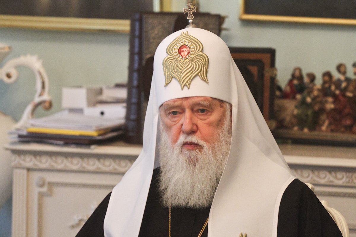"Молимся за выздоровление Филарета", - Кабакаев резко отреагировал на сотрудничество патриарха с Кремлем