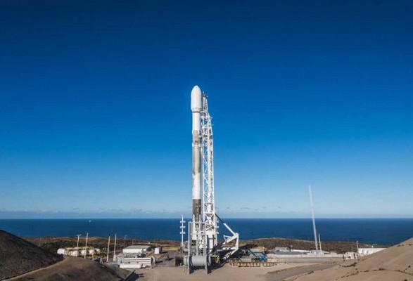 Опубликованы кадры запуска Falcon 9 с испанским спутником на орбиту