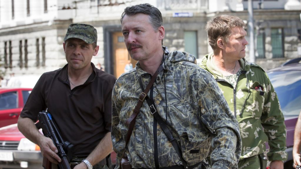 Террорист Стрелков сделал мрачный прогноз, Донбасс уже ничего не спасет: ситуация в Донецке и Луганске в хронике онлайн