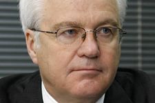 Чуркин потребовал от Украины записи разговоров диспетчеров, которые вели "Боинг 777"