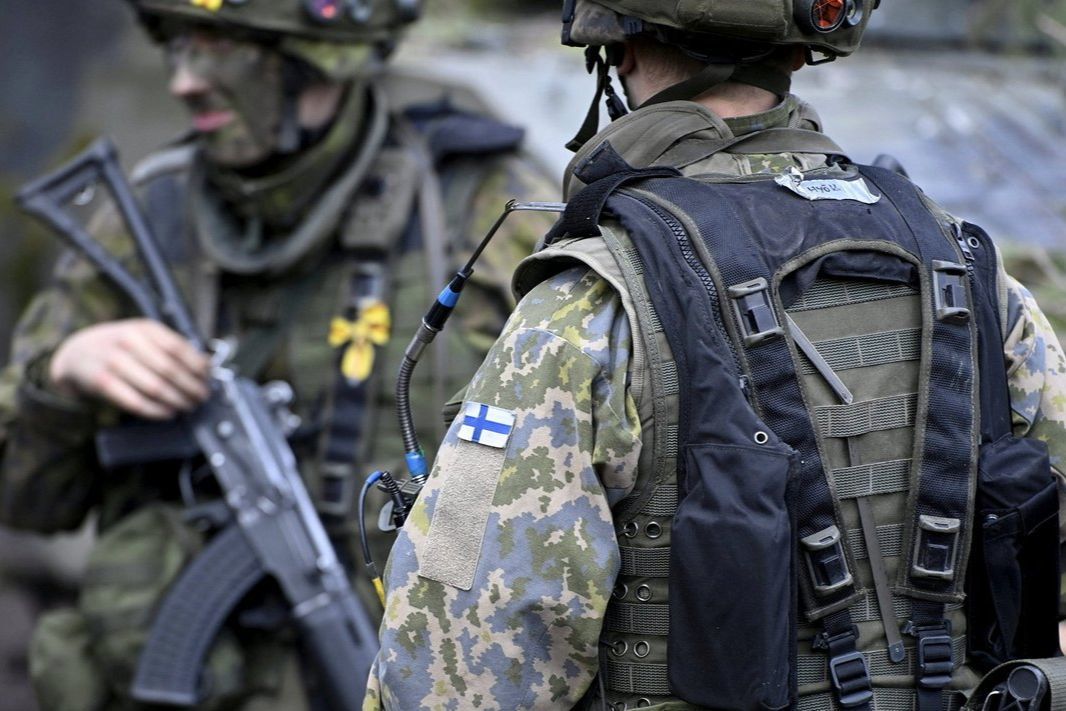 ​Финляндия выводит 15 тысяч военных к границе с РФ: стартуют масштабные маневры