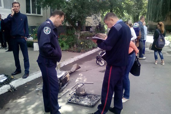 Подробности взрыва в жилом доме в Павлограде: мужчина зверски убил экс-жену, после чего умышленно подорвал квартиру в пятиэтажке