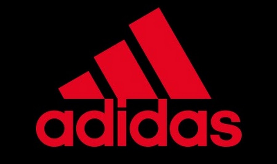 Известный немецкий бренд уличили в поддержке агрессора и оккупанта: в Adidas считают российским аннексированный Крым - фотофакт