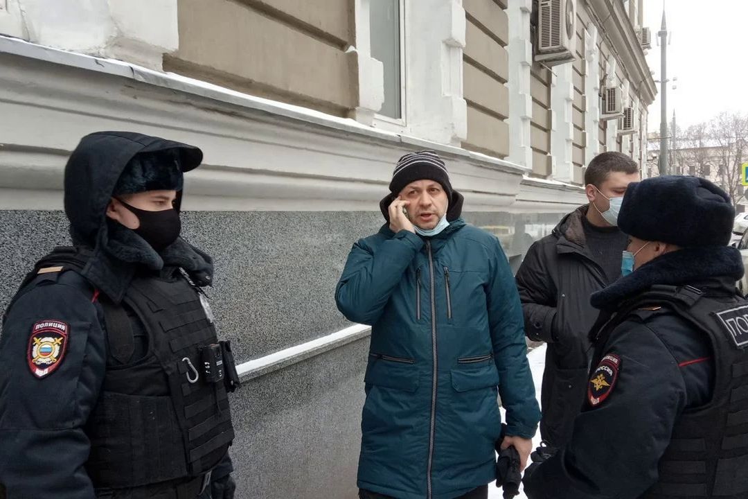 ​В Москве арестован главред "Медиазоны": идет "зачистка" нелояльных перед протестами 31 января