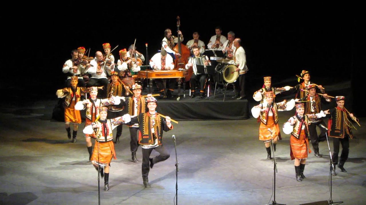 "Это не первый подвиг", – неизвестные избили украинских артистов на Львовщине