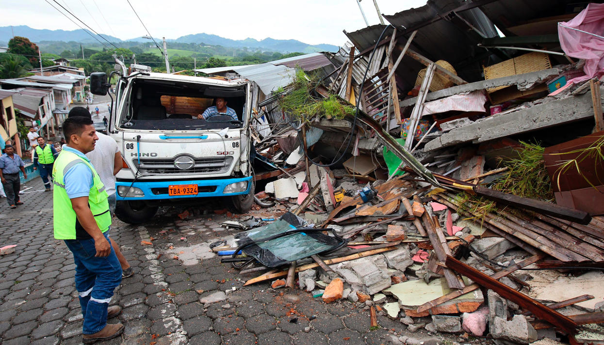 Daily Mail: правительство Эквадора официально подтвердило, что землетрясение унесло жизни 654 людей