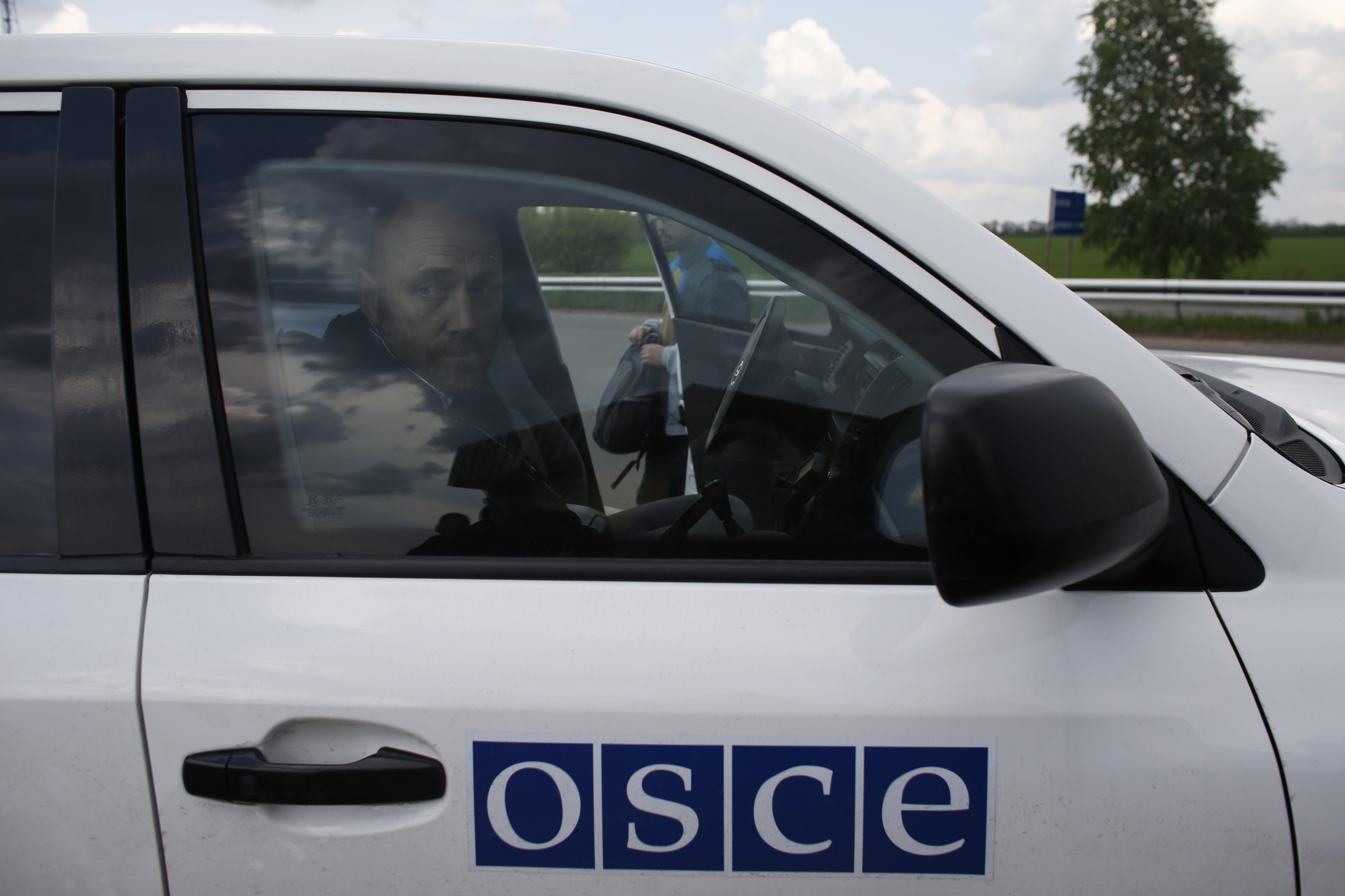 ​Боевики угрожали расстрелом наблюдателям ОБСЕ, - отчет