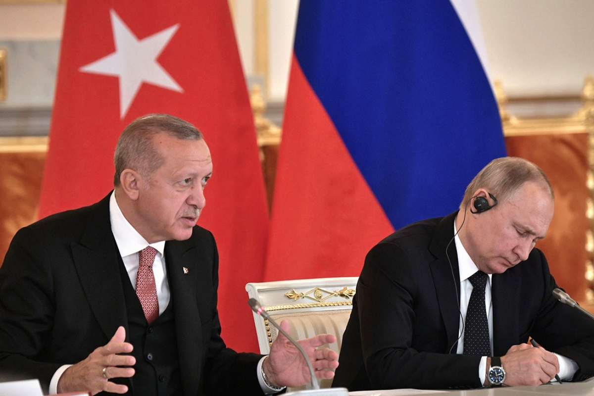 ​Эрдоган готовится к нестандартному шагу - Россия рискует потерять Армению и весь Кавказ