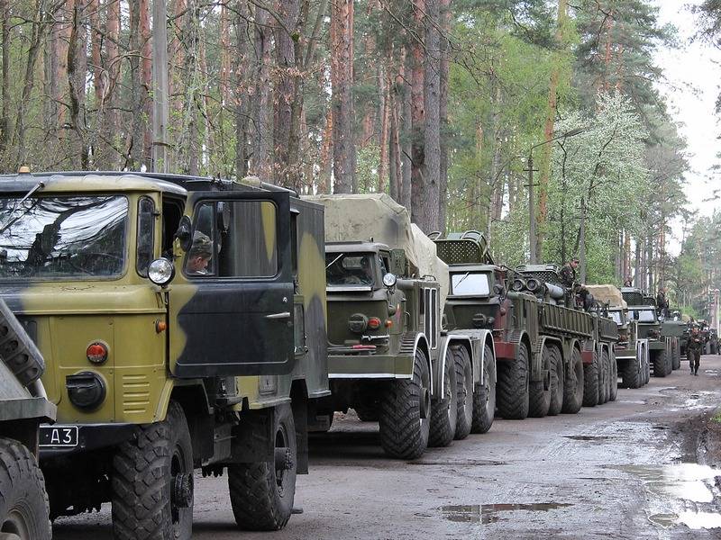 ОБСЕ зафиксировала передвижение большого количества танков и систем ПВО ДНР