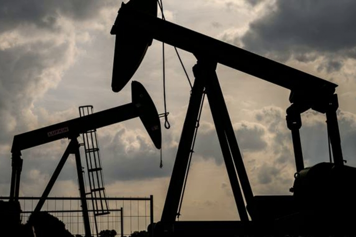 "​Нет смысла и денег", - нефтяники России отказались наращивать добычу и признали поражение
