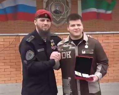 17-летнего сына Кадырова наградили очередной медалью – Z-каналы не выдержали