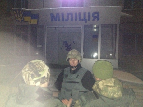 МВД Украины: Обстрел Авдеевского горотдела милиция рассматривает как теракт 