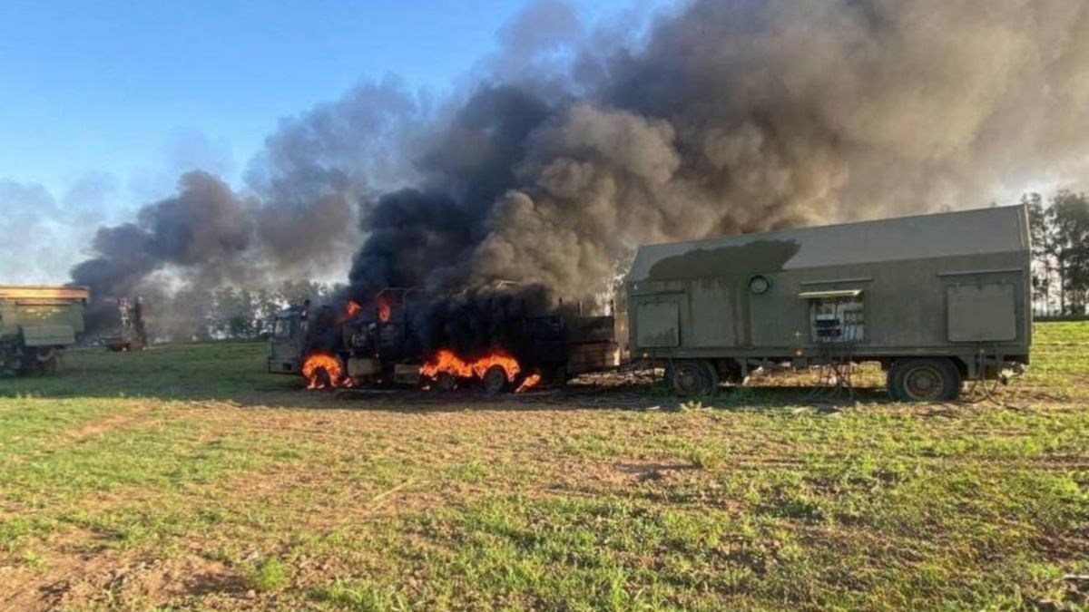 ​Минус пусковые установки "С-300" и поврежденный компункт: в Сети появились спутниковые снимки с Белгородчины