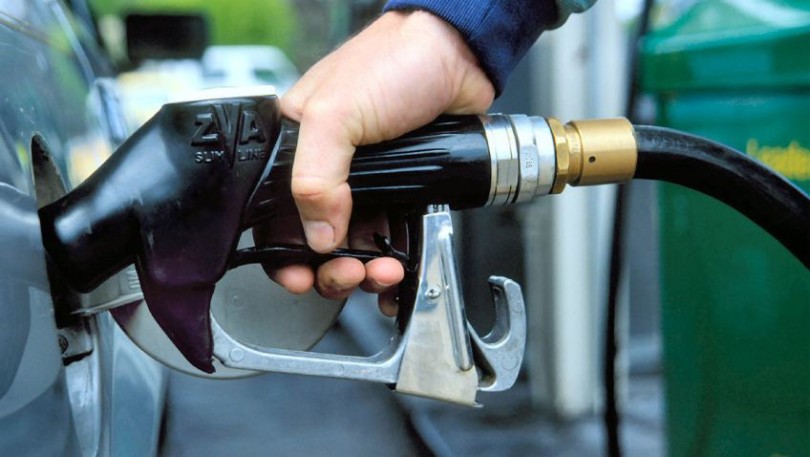 В оккупированном Донбассе топливный коллапс: бензина нет, перекупщики взвинчивают цены
