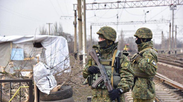 Спецназ полиции разбил палатку на месте редута в Кривом Торце: Семенченко рассказал последние подробности 