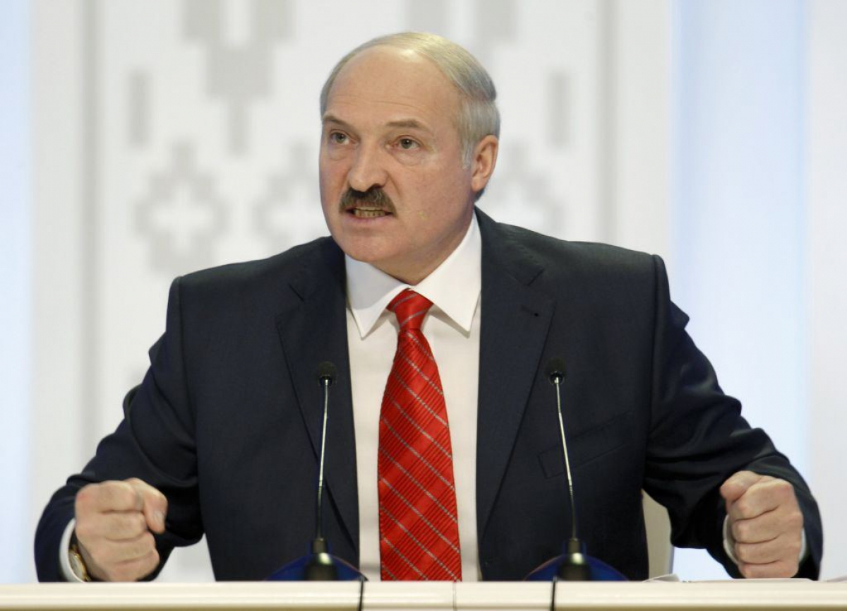 ​Лукашенко отправил правительство в отставку прямо перед выборами: президент объяснил неожиданный поступок