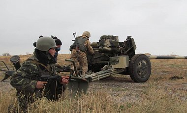 Администрация ДНР: под Кременной идет бой с применением тяжелого оружия
