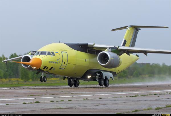 Украинский АН-178 получил признание на авиасалоне в Ле-Бурже (видео)