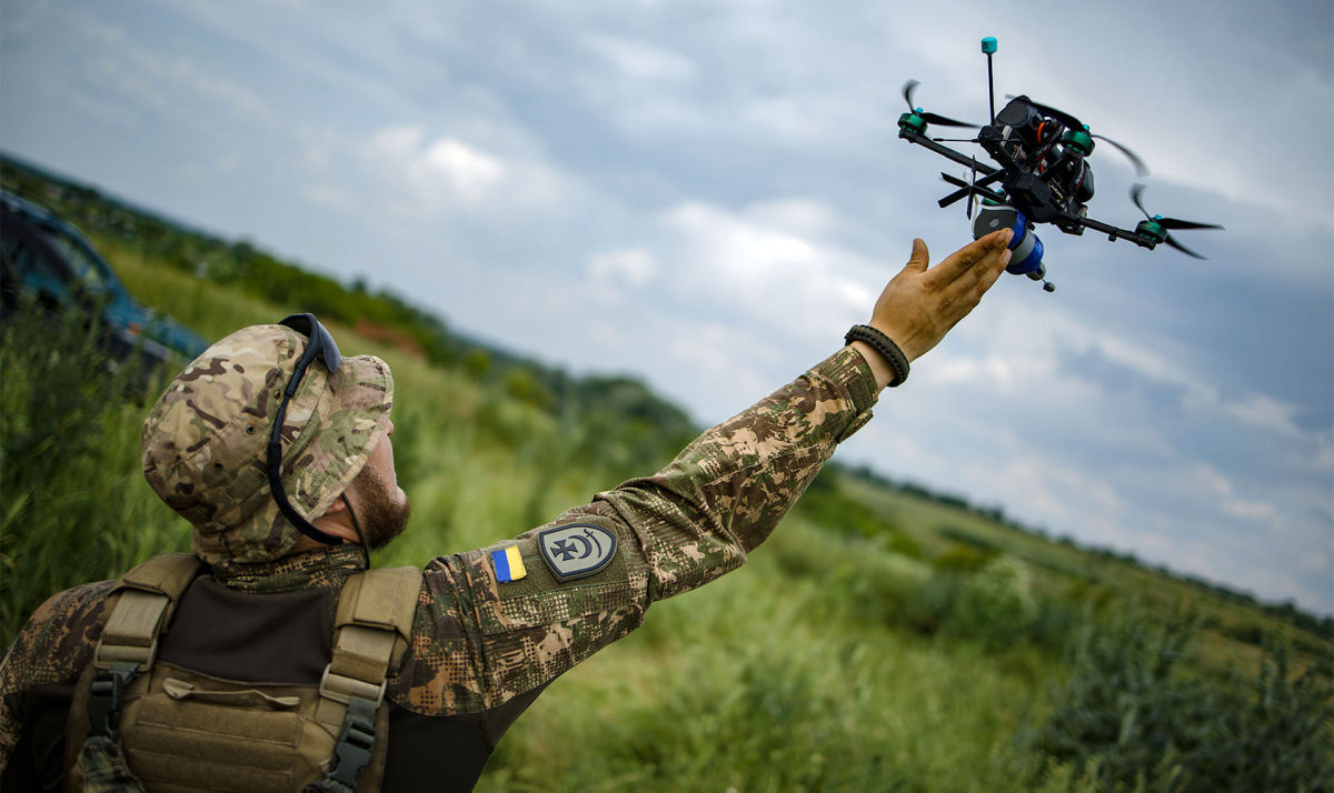 Франция в ближайшие недели усилит ВСУ новейшими дронами-камикадзе