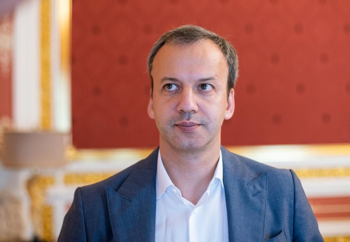 Новый скандал РФ на Олимпиаде: президент ФИДЕ появился с символикой СССР