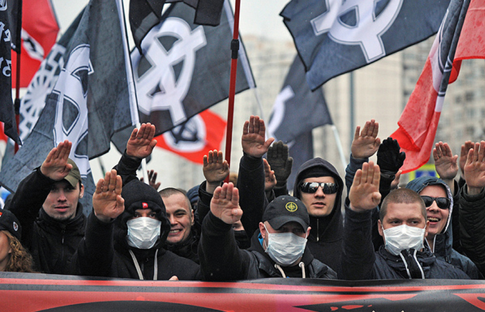 Национал-фашисты захватили центр Москвы