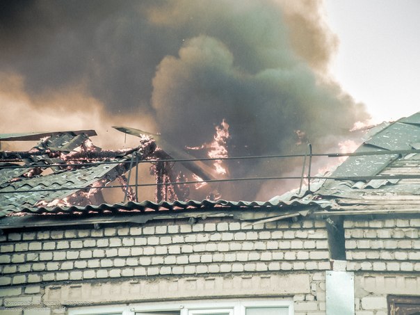 Последствия мощного обстрела Донецка