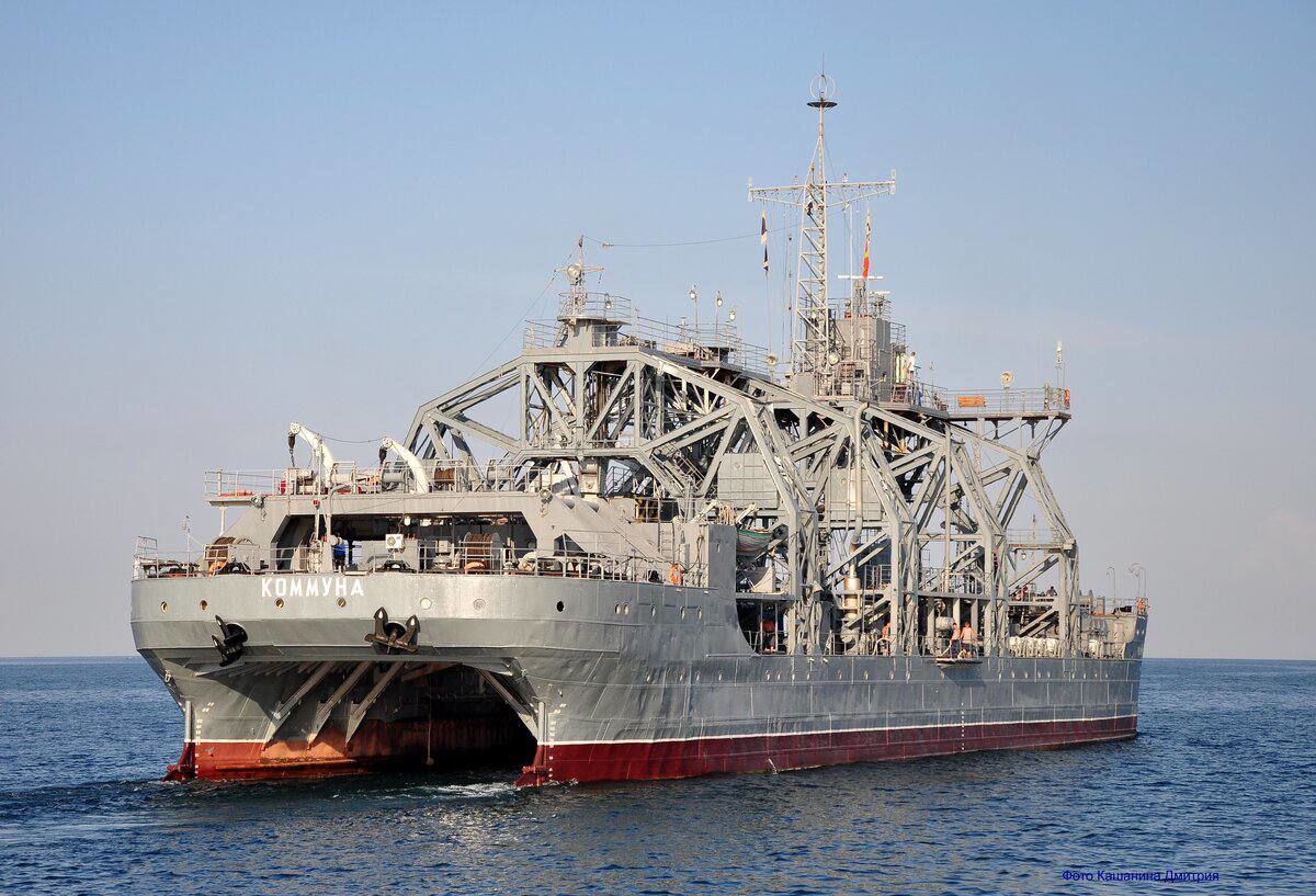Поражение российского корабля "Коммуна" в Севастополе: в ВМС Украины сделали заявление