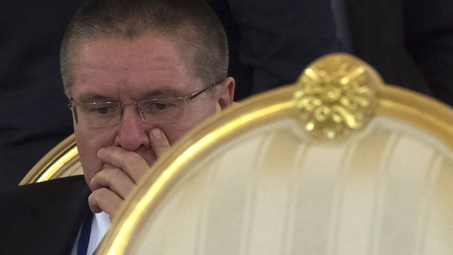 В Кремле уже нашли замену "проворовавшемуся" министру Улюкаеву: у Путина назвали неожиданную кандидатуру