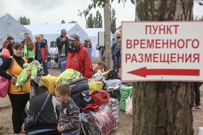 ООН: количество беженцев из Донбасса превысило 1,8 миллиона человек