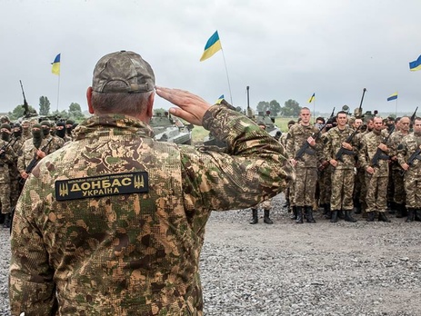 Бойцы батальона "Донбасс" требуют у террористов освободить всех заложников, иначе они организуют блокаду оккупированным территориям