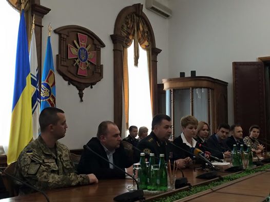 ​Силы АТО без потерь остановили атаку боевиков на Марьинку, – Полторак