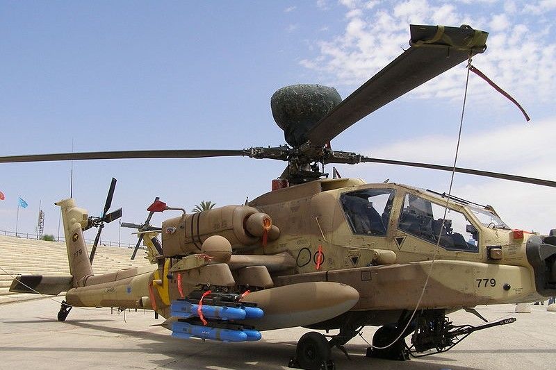​Ударные вертолеты Apache, танки Challenger 2 и 30 САУ: Британия подготовила грандиозную помощь Киеву