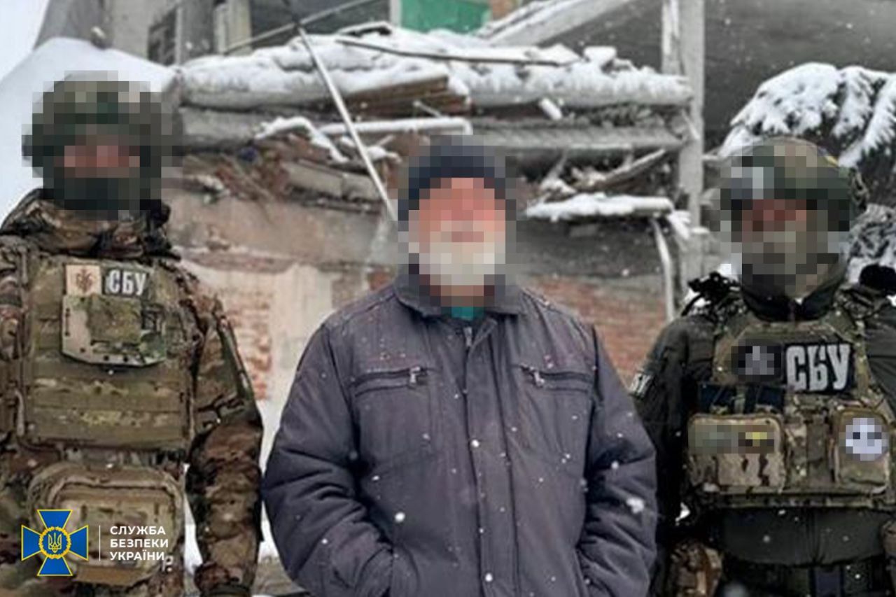 СБУ задержала 68-летнего агента РФ: сам обратился в ФСБ и корректировал удары по Славянску