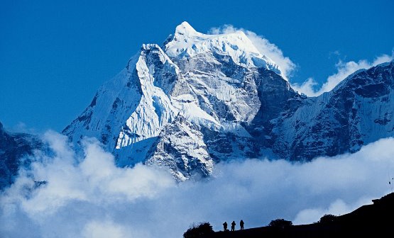 Ученые рассчитали изменение высоты Эвереста после землетрясения в Непале