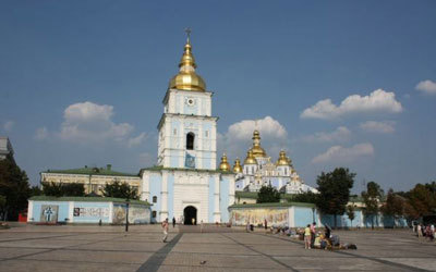 В связи с празднованием Пасхи в центре Киева частично перекрыто движение