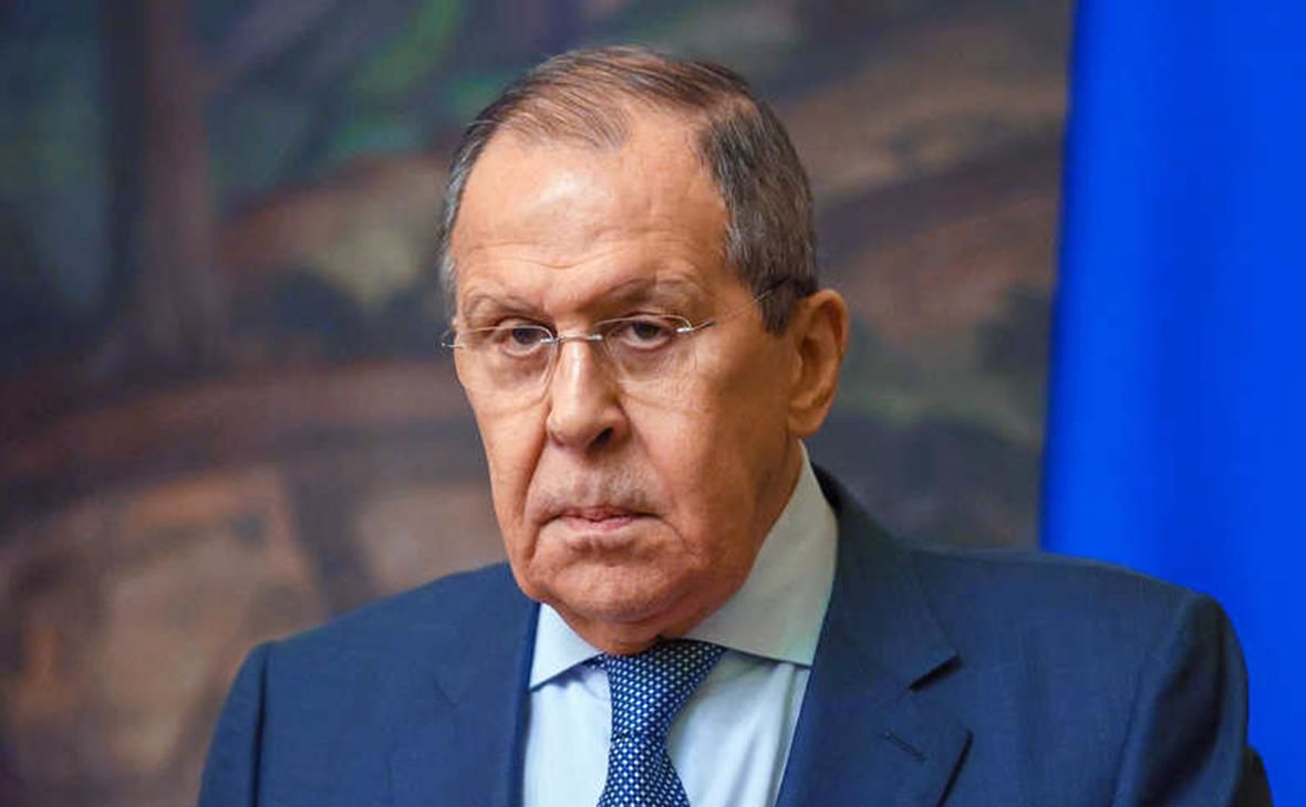 Лавров предупредил Запад, что РФ продолжит звонки с рассказами о "грязной бомбе"
