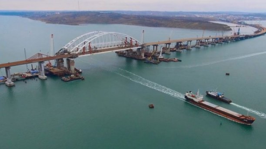 Проседание опор Керченского моста в Крым: российские власти устроили новый скандал из-за фото Украины