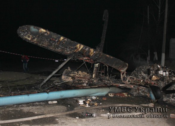 ​В Волынской области упал самолет. Погиб пилот