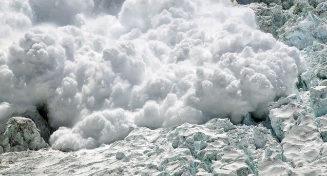 Чрезвычайное происшествие в Альпах: туристов накрыла лавина, есть погибшие
