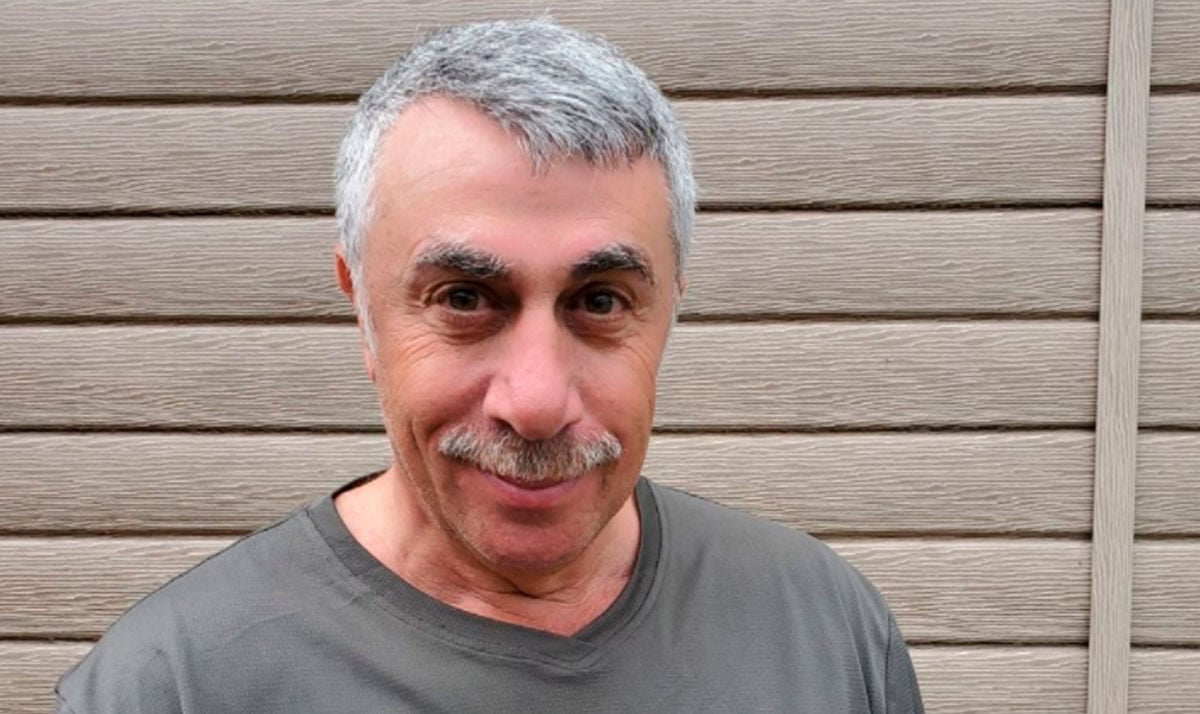 Доктор Комаровский "раскрыл секрет" спасения от последствий нервного напряжения, вызванных войной