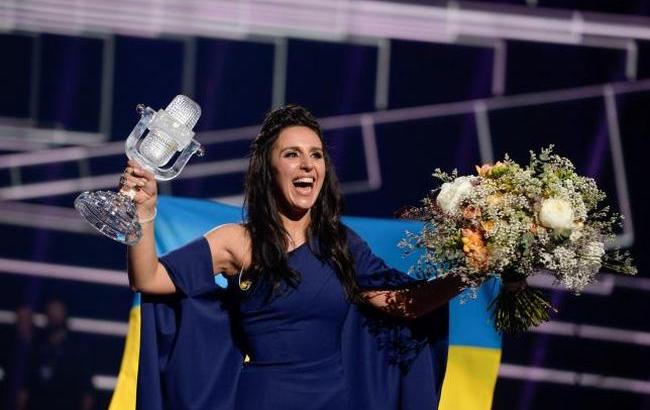 Победительница Евровидения-2016 Джамала впервые пришла на мероприятие со своим возлюбленным