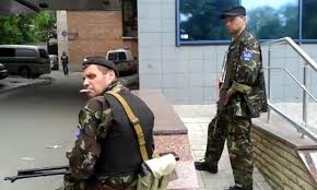 ​В Донецке неизвестные захватили здание спецподразделения «Титан» и ограбили налоговую
