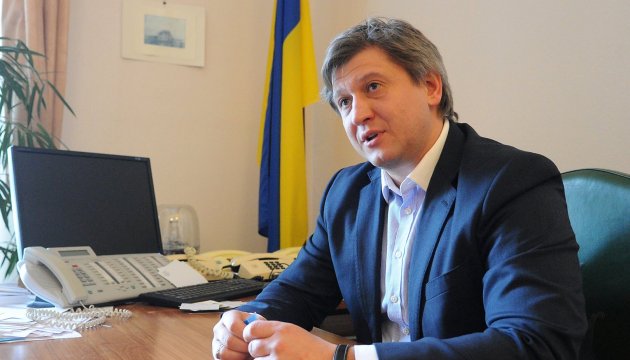 Украинцы получат увеличенную зарплату только за счет вывода жалования из тени - Минфин