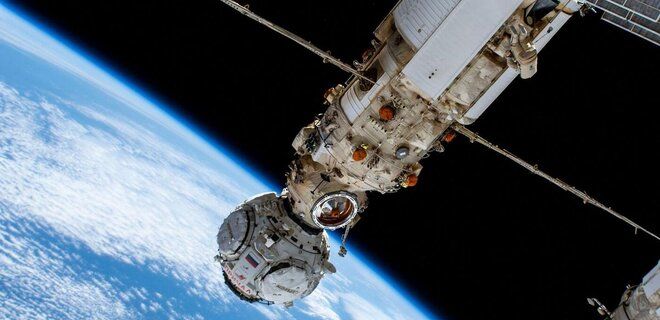 На российском модуле МКС третья за год авария: произошла утечка в космос - СМИ