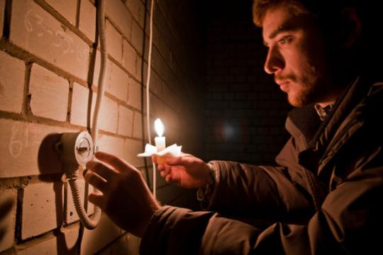 ​Луганчанам настоятельно рекомендуют экономить электричество и не верить мошенникам
